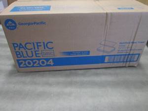 lot 138 image: Pacific Blue Basic Multifold Paper ...