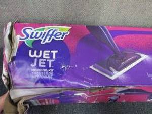lot 184 image: Swiffer Wet Jet Mopping Kit...