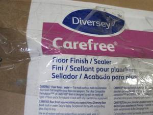 lot 207 image: Diversey Carefree Floor Finish 5 Ga...
