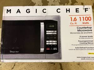 Magic Chef 1100 Watt Countertop Microwave