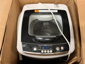 BLACKDECKER 0.9 Cu. Ft. Portable Washing Machine