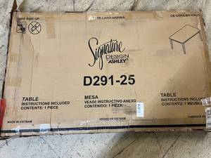 Signature Ashley Design Table