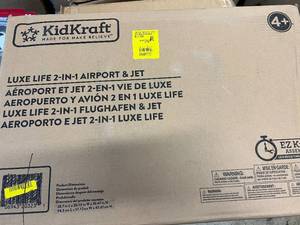 Kid Kraft Luxe Life 2-in-1 Airport & Jet