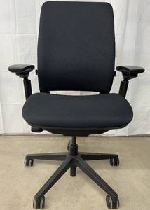 lot 26 image: MSRP $1000 High Quality Steelcase Amia Ergonomic Executive Office&nbspChair With Advanced LiveLumbar System & Amia Air Allows Users To Sit Comfortably For Longer Periods Of Time -12 Year Warranty Great Condition