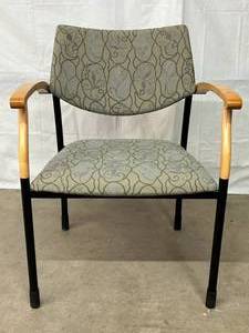 lot 40 image: MSRP $1800 High Quality Gunlocke Molti&nbspDesigned by&nbspDaniel Cramer&nbspOffice Suite Guest Side Arm Chair WMaple Wood Finish  Can Be Stacked 4 High For Easy Storage Stunning Condition Own A Gunlocke Chair To Really Know Quality Seating