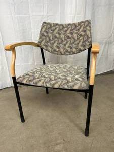 lot 3 image: MSRP $1800 High Quality Gunlocke Molti&nbspDesigned by&nbspDaniel Cramer&nbspOffice Suite Guest Side Arm Chair WMaple Wood Finish  Can Be Stacked 4 High For Easy Storage Stunning Condition Own A Gunlocke Chair To Really Know Quality Seating