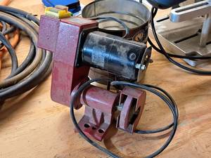 lot 78 image: 250W 3 Grinder MT150