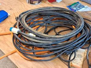 lot 71 image: Lot of (3) Extension Cords 250V 15A
