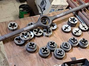 lot 94 image: Lot of (21) Assorted Adjustable Thread Dies
