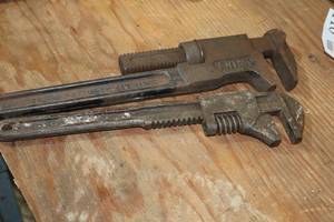 lot 126 image: Lot of (2) Pipe Wrenches - 16 and 15