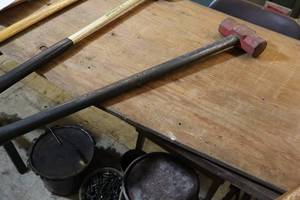 lot 131 image: Sledgehammer