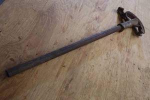 lot 151 image: 12 Pipe Bender