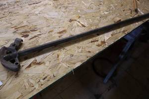 lot 154 image: 12 Pipe Bender