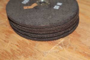lot 182C image: Lot of (5) 4 Grinding Wheels