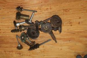 lot 182E image: Lot of (18) Assorted Wire Brush Bits