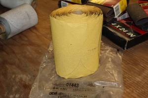 lot 235 image: Lot of (125) 3M Stikit Gold Disc Roll 6 Sanding Discs