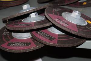 lot 240 image: Lot of (5) Sait Metal Grinding Discs A24R 7x14x78
