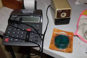 lot 1009 image: Lot of (3) Vintage Electronics - Casio Calculator, Boston Electric Pencil Sharpener, Fiskars Pencil Sharpener