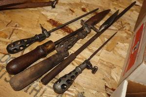 lot 268 image: Lot of (6) Vintage Hand Tools