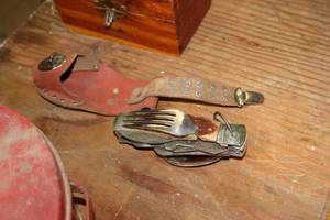 lot 306 image: Vintage Camping Knife with Case