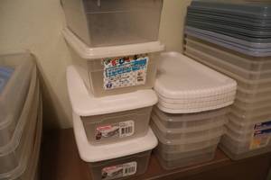lot 1065 image: Lot of (8) Plastic Storage Bins with Lids