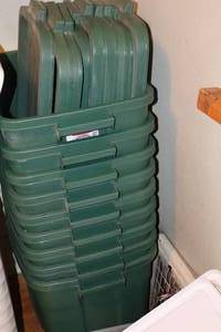lot 1074 image: Lot of (5) Plastic Storage Bins with Lids