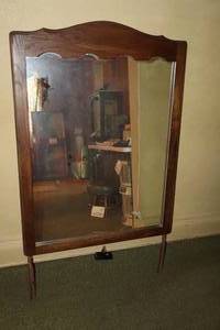 lot 1083 image: Mirror with Dresser Mount