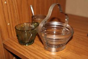 lot 1096 image: Lot of (3) Decorative Pails 3