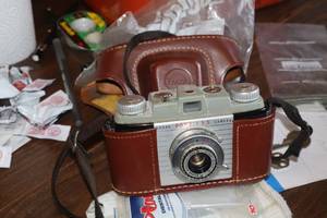 lot 1112 image: Vintage Kodak Pony 135 Camera