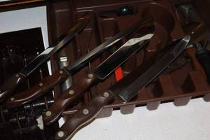 lot 1110 image: Drawer of Knives