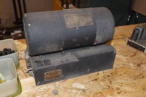 lot 453 image: Power Control Unit (Output 400V750A,750V350A)