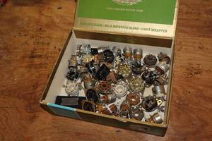 lot 464 image: Lot of (1 Box) Assorted Radio Switches and Sockets