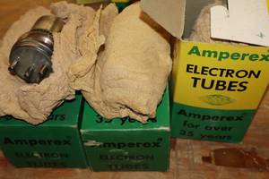 lot 470 image: Lot of (3) Vintage Amperex 4x500A Electron Tubes