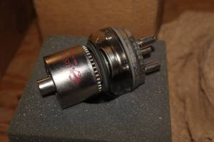 lot 473 image: Vintage Eimac Electronic Component - Vacuum Tube