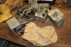 lot 485 image: Vintage Assorted Electronic Parts