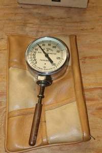 lot 367 image: The Powers Regulator Co Hand Dial Thermometer with Case