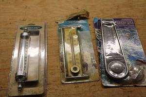 lot 372 image: Lot of (3) Vintage Thermometers (NewOld)