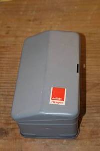lot 376 image: Vintage D-Frost-o-Matic Refrigeration Controller