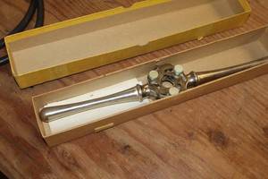 lot 379 image: Vintage H.L. Hanson Tap & Die Tool DS-36 (New)