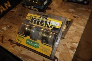 lot 387 image: Lot of (2) Titan Hall & Closet Door Handle Sets