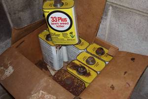 lot 445 image: Lot of (7) Spectrum 33 Plus Lawn Weed Killer