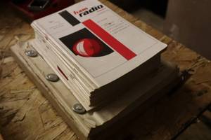 lot 490 image: Lot of (13) Vintage Assorted Ham Radio Books - Ham Radio Magazine, Radar Test Sets, Callbook Magazine