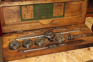 lot 496 image: Greenfield Tap & Die Co No. 1 Tap & Die Set with Wooden Case