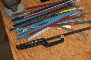 lot 513 image: Lot of (45) Hack Saw with Hack Saw Blades