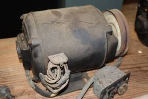 lot 541 image: Wagner 12-HP Electric Electric Motor