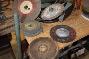 lot 527 image: Lot of (6) Assorted GrindingCut-Off Wheels