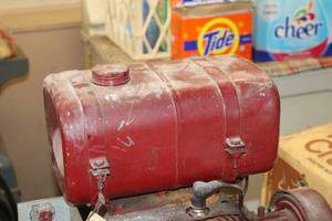 lot 531 image: 7-HP Motor with Electric Start (New)