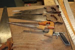lot 577 image: Lot of (6) Assorted Hand Saws