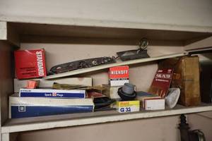 lot 616 image: Assorted Automotive Parts