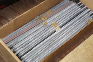 lot 650 image: Lot of (1 Box) 14 Assorted Welding Rods